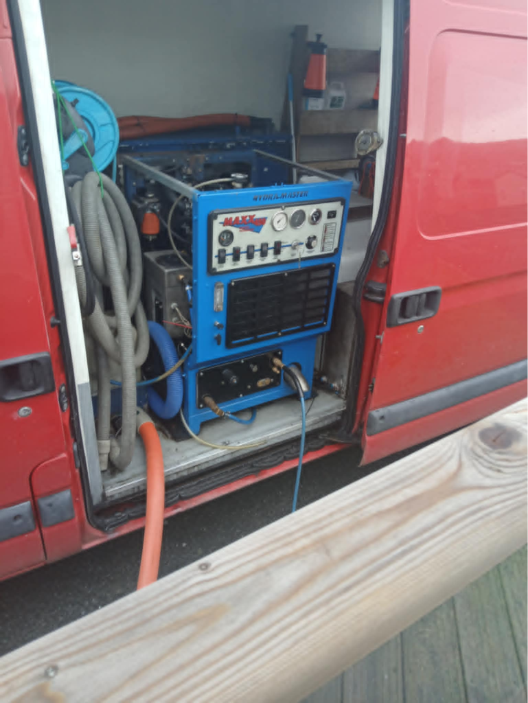 Truckmount vs. Portable Carpet Cleaners